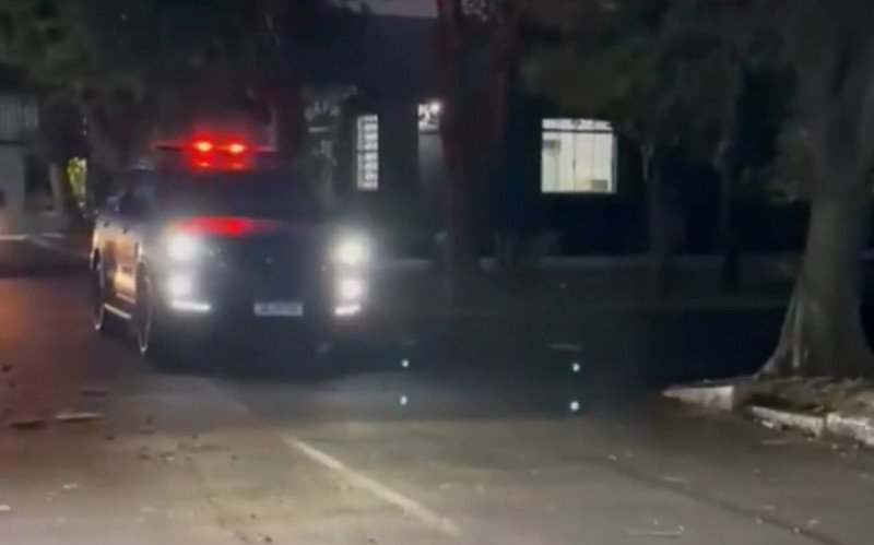 Granada, armamento e munições são encontrados em residência na região  | abc+