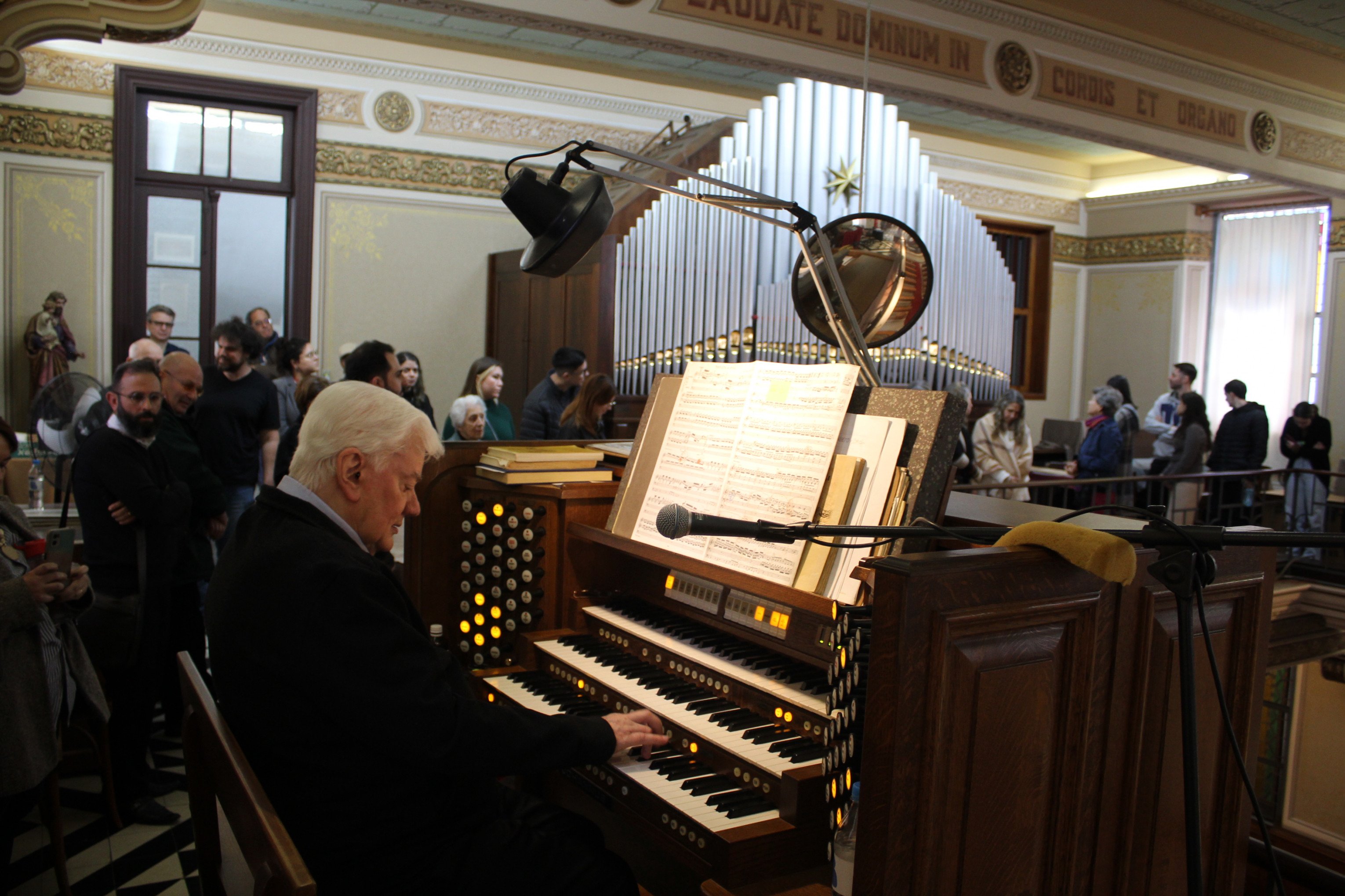 Visita guiada mostra a beleza e a potência dos instrumentos da Capela São José em Canoas