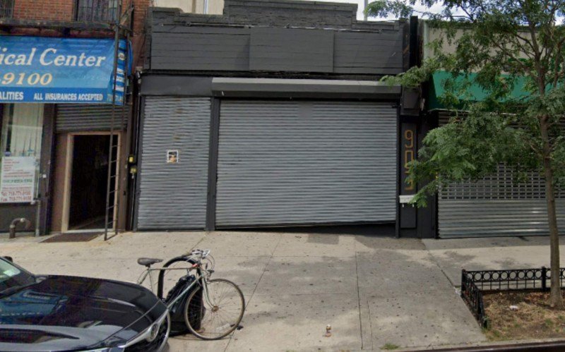 Tiroteio mata três e deixa oito feridos em restaurante em clube noturno de Nova York | abc+