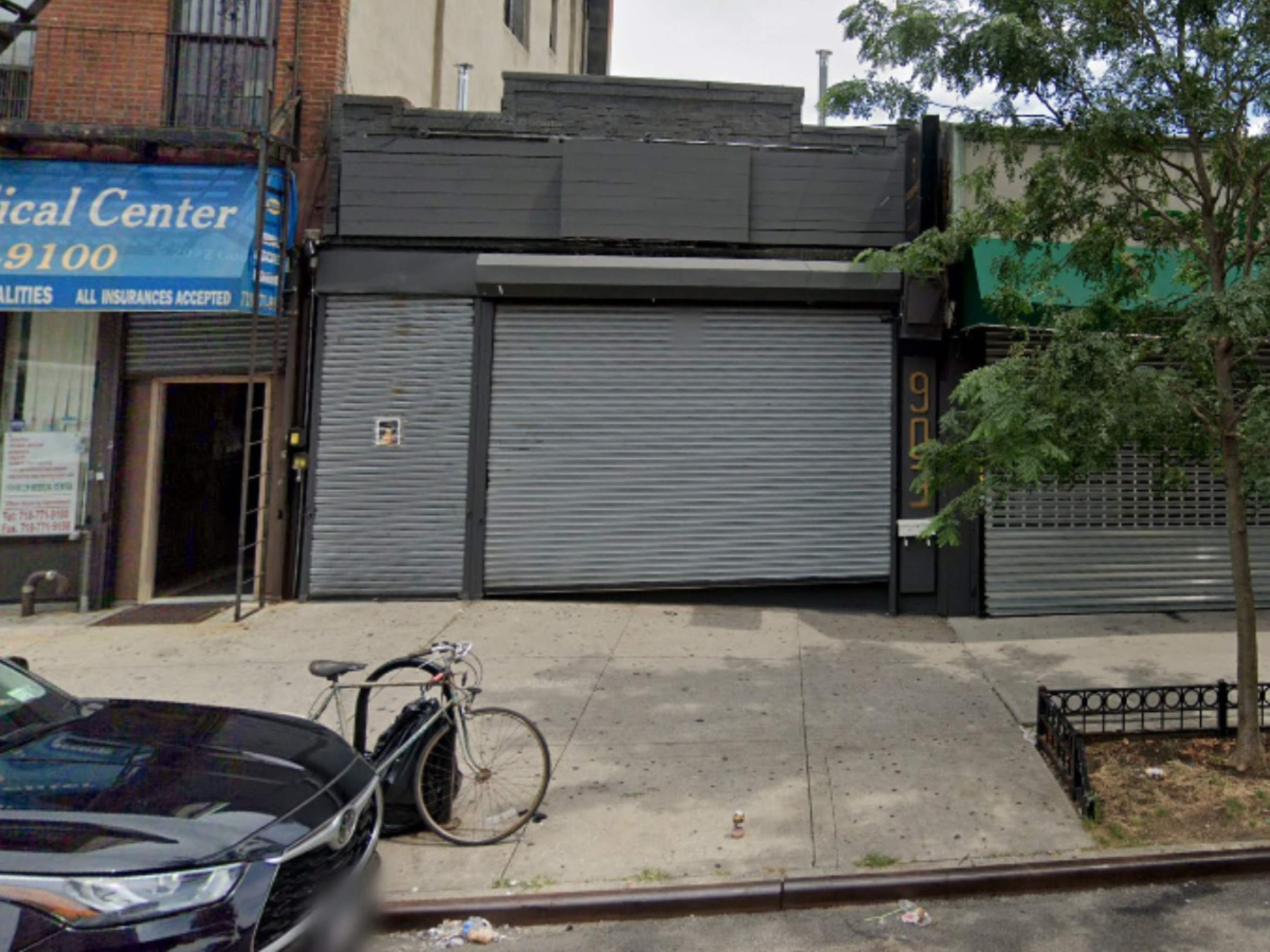 Ataque em casa noturna mata 3 pessoas e deixa 8 feridas em Nova York
