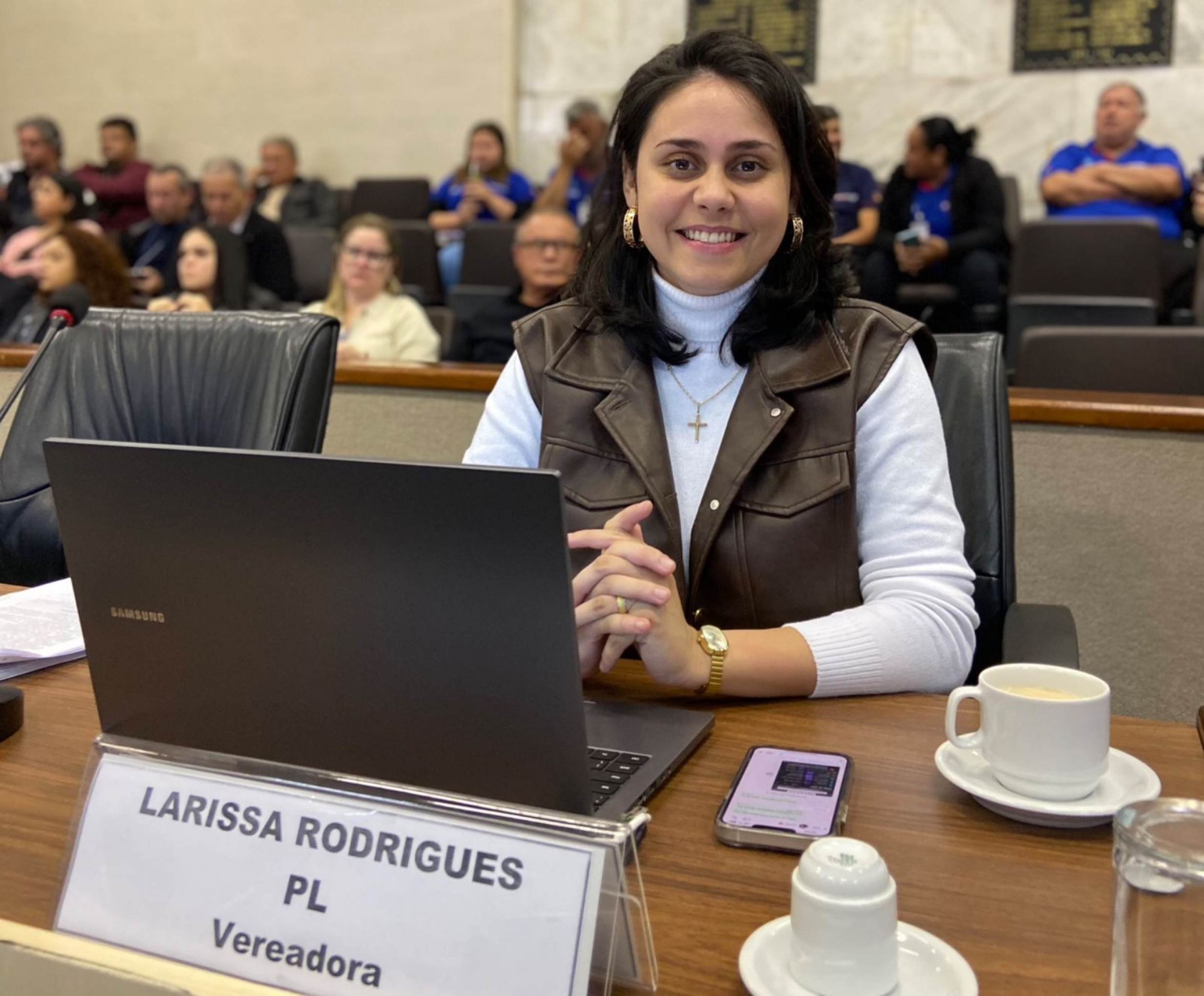 Conheça Larissa Rodrigues, a nova vereadora de Canoas