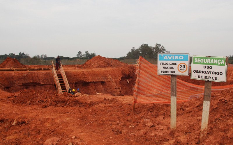 ETE Luiz Rau está na fase de construção da superestrutura