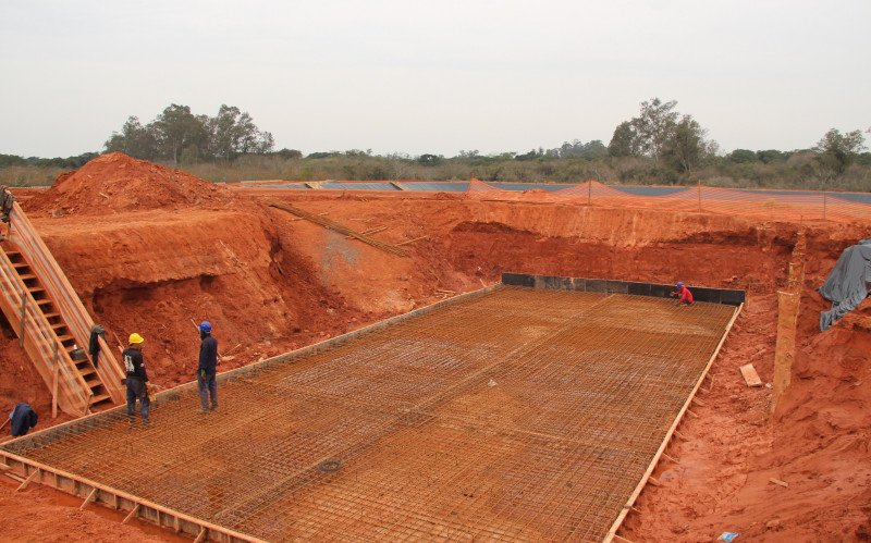 ETE Luiz Rau está na fase de construção da superestrutura