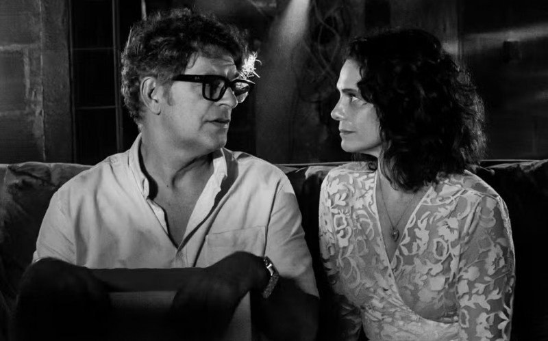 Eduardo Moscovis e Malu Galli no filme Querido Mundo, dirigido por Miguel Falabella