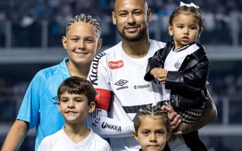 Neymar compartilha mensagem do filho e responde: 'Papai vai se reerguer' | abc+
