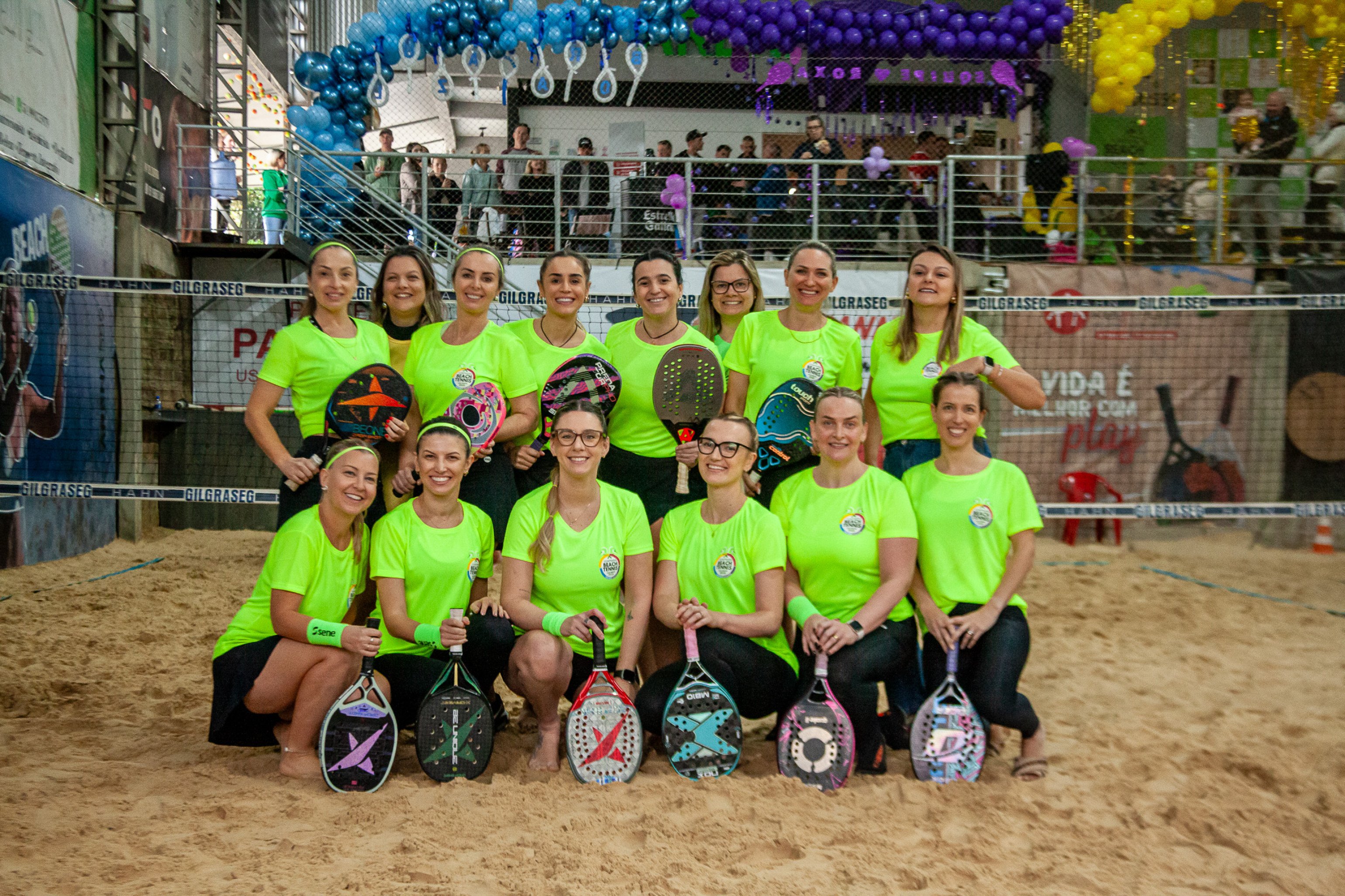 Torneio de equipes de beach tennis reúne mais de 50 atletas em Dois Irmãos