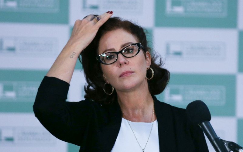 Defesa de Zambelli vai recorrer e processo de extradição pode durar até dois anos; entenda | abc+
