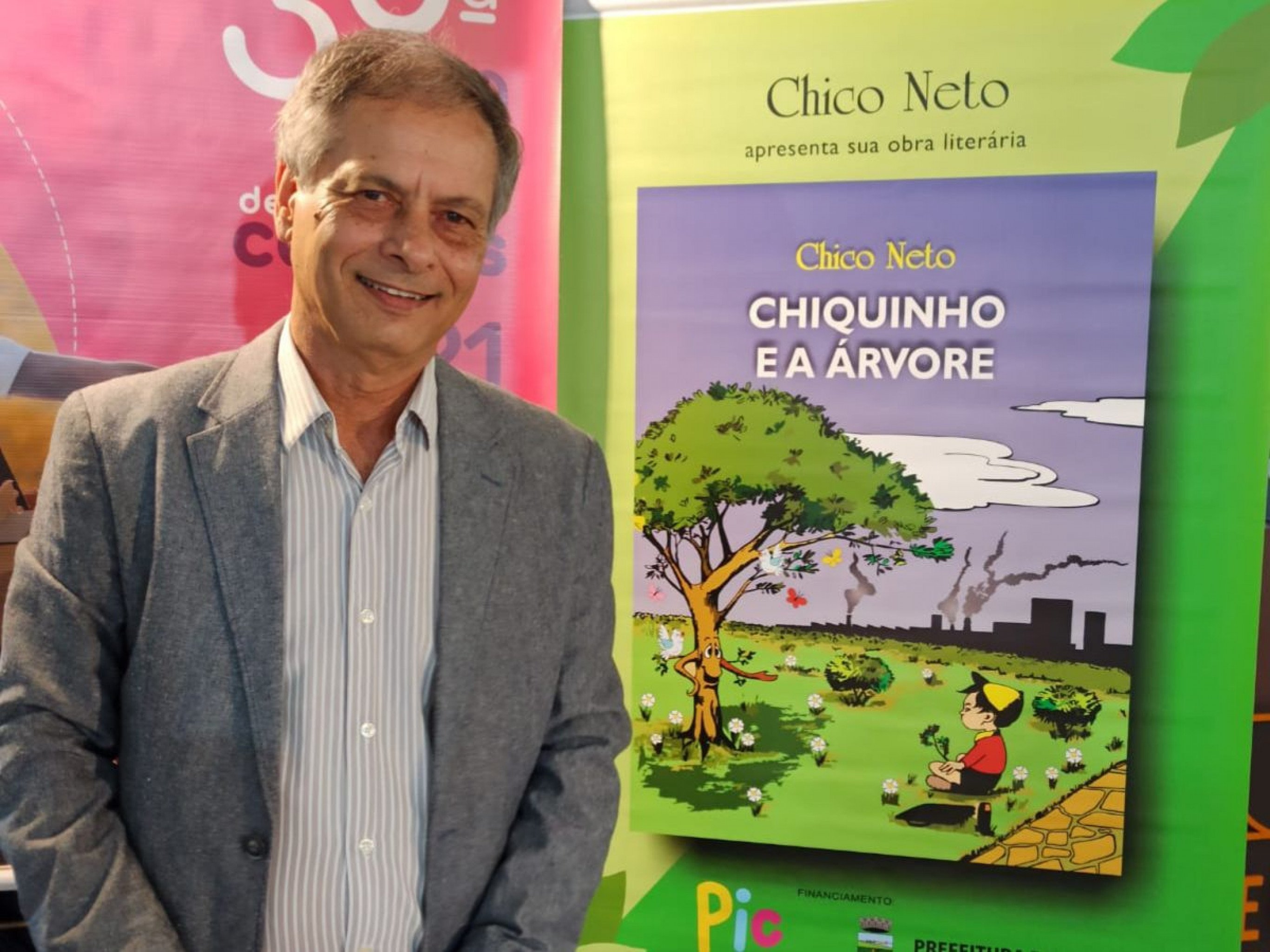 Escritor Chico Neto é escolhido como patrono da 40ª edição da Feira do Livro de Canoas