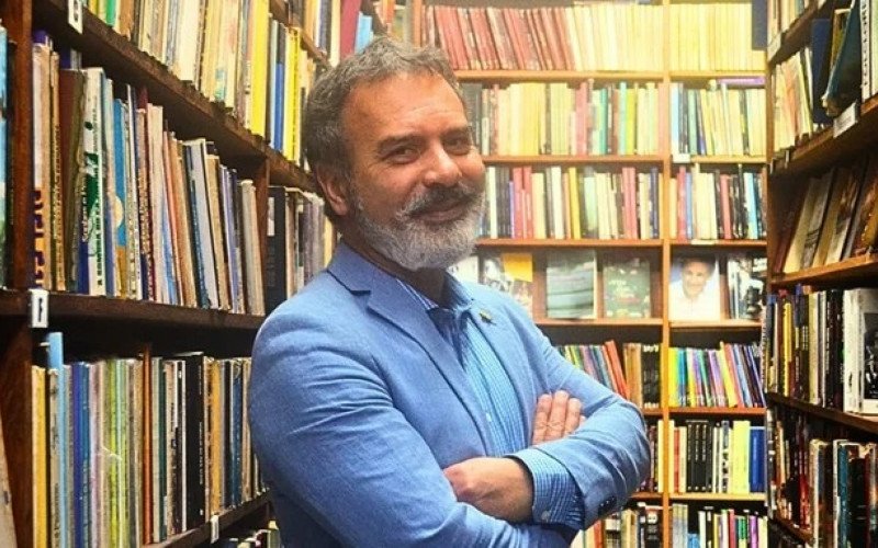 Tom Belmonte é autor de dois livros e já prepara o terceiro | abc+