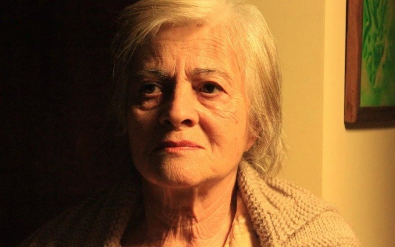 A atriz Araci Esteves receberá o Troféu Leonardo Machado