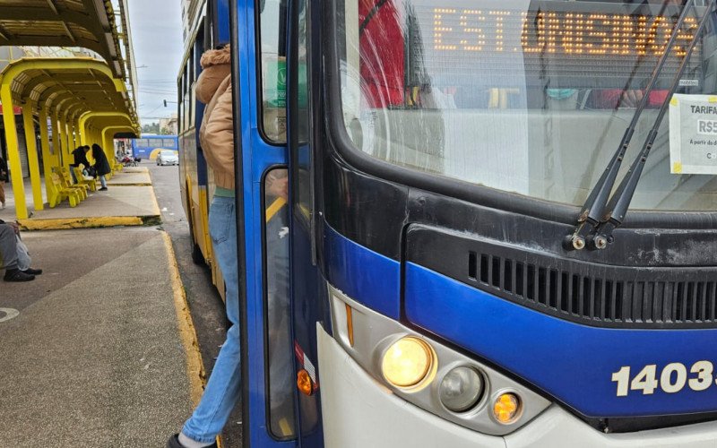 Passagem de ônibus em São Leopoldo custa R$ 5,85 desde o domingo (24)