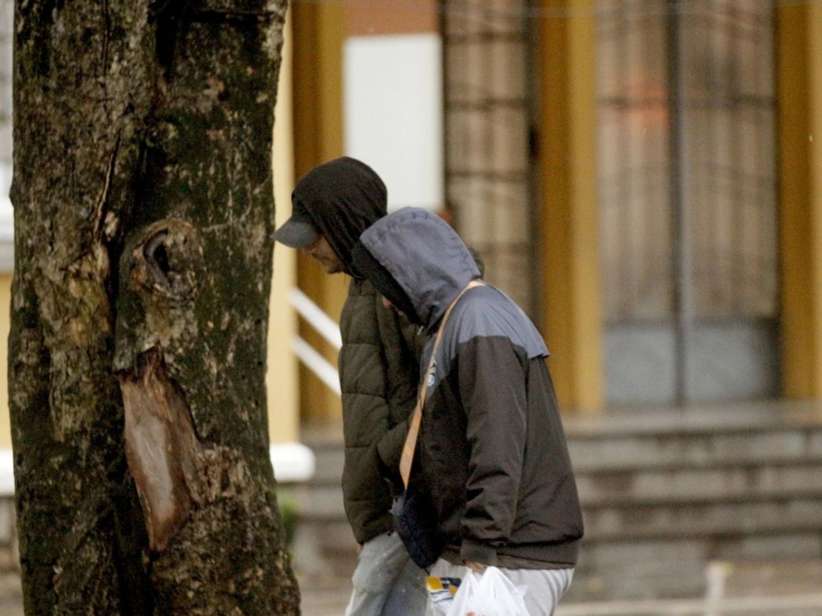 Vai esfriar ainda em abril? Veja o que esperar no Sul do Brasil até o fim do mês