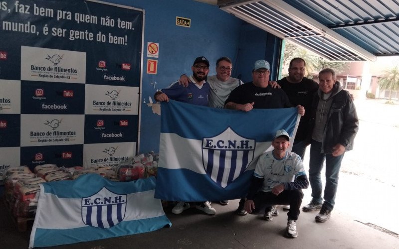 Doação também foi feita no Banco de Alimentos de Novo Hamburgo