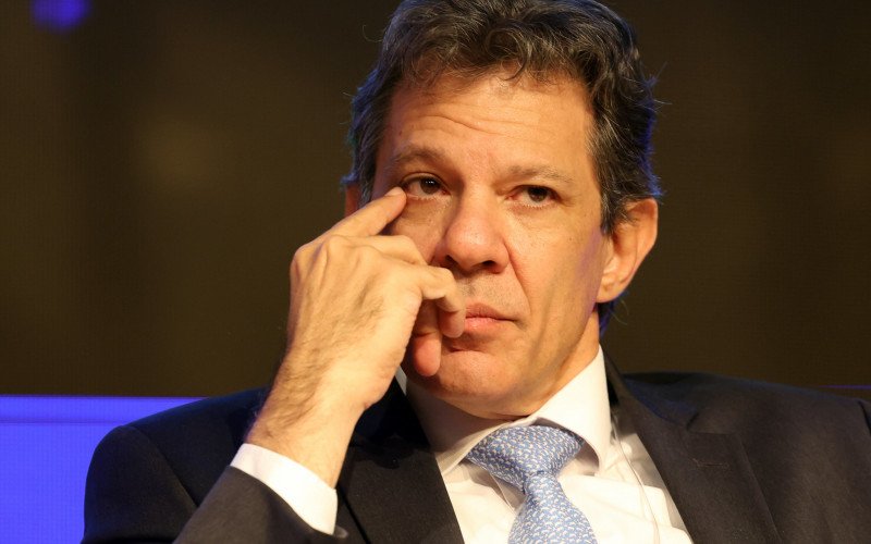 Não há data para encontro de Lula com Trump, mas tratativas estão sendo feitas, diz Haddad