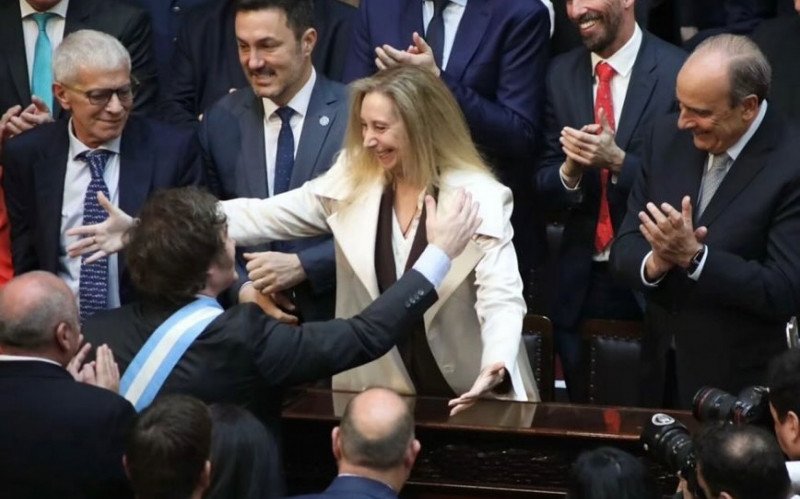 Karina e Javier Milei | abc+