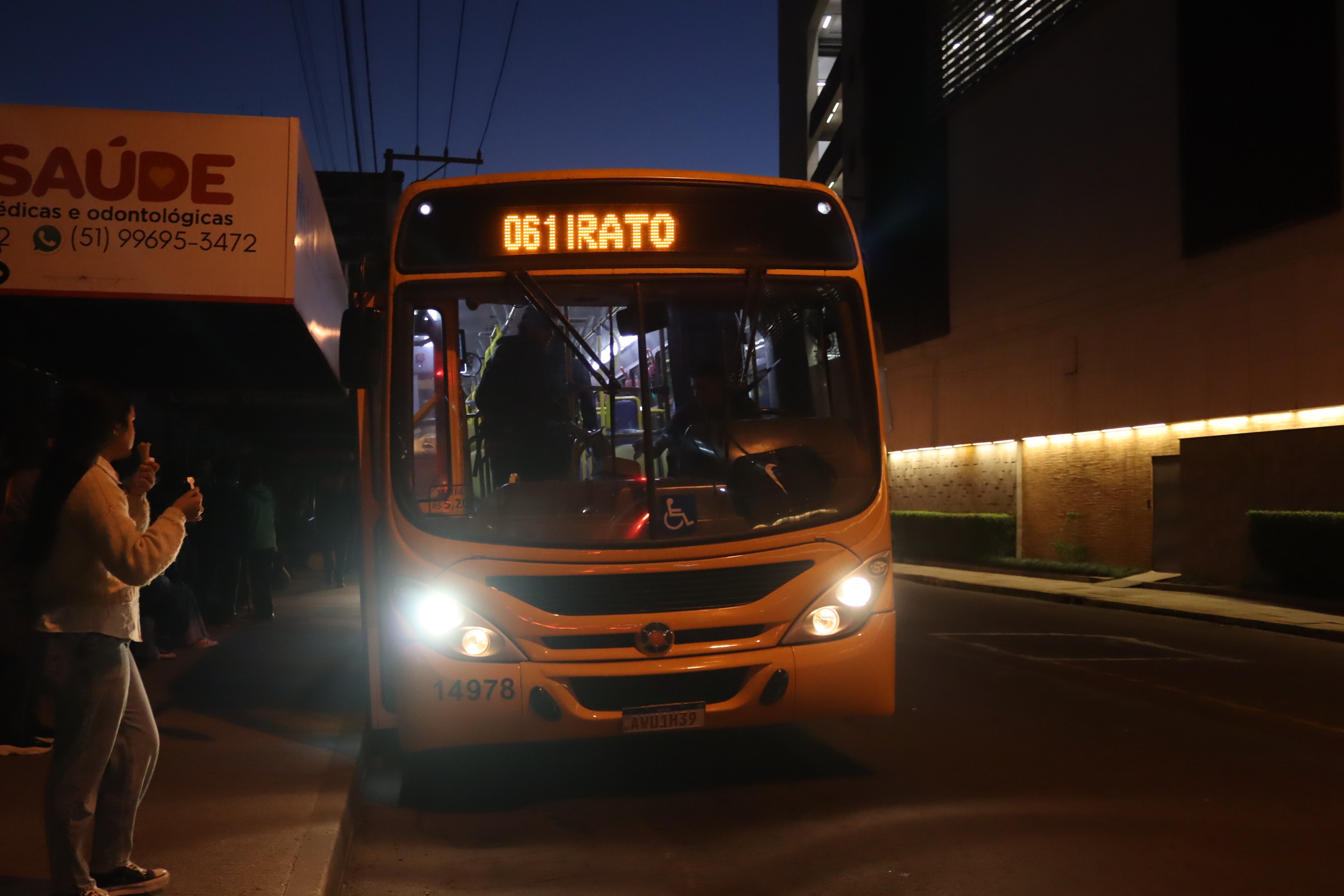 Novo itinerário facilita conexão do metrô com ônibus e chegada de alunos do noturno à Fundação Liberato