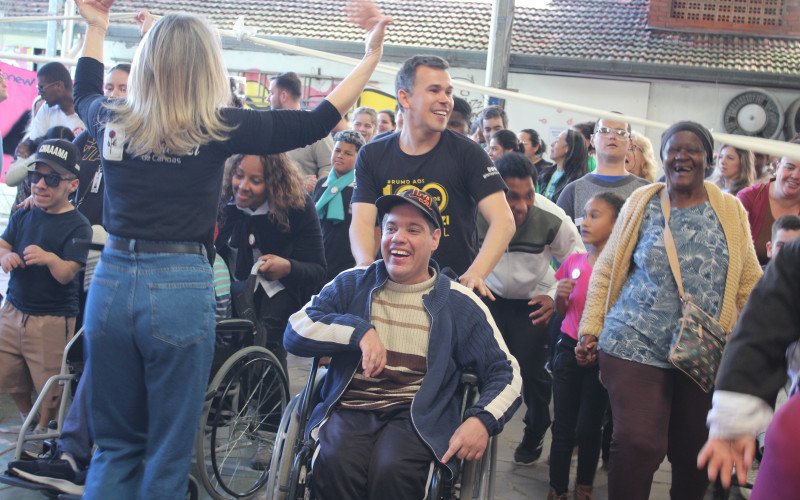 Pedro Luiz participou pela primeira vez do Baile Inclusivo da Pestalozzi | abc+