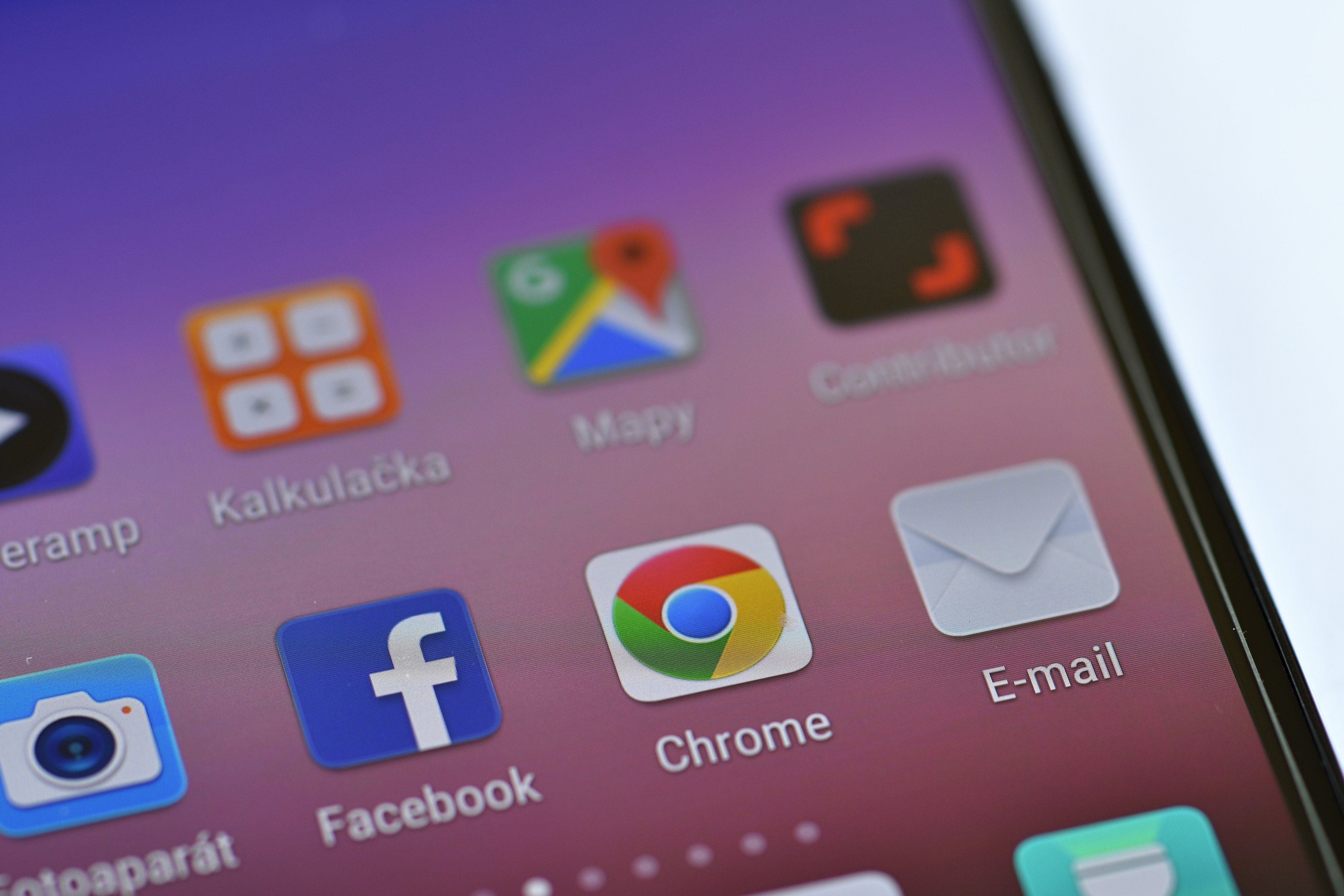 Brasil pode viver sem serviços de Google, Apple e Meta? Entenda