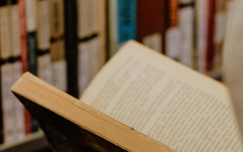 Concurso vai premiar escritores brasileiros com publicação de livros de três gêneros diferentes | abc+