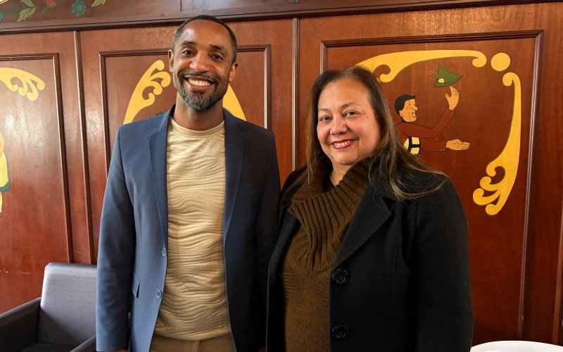 Jane Pozzo é eleita presidente e Jonas da Silva vice-presidente do Conselho de Cultura de Gramado