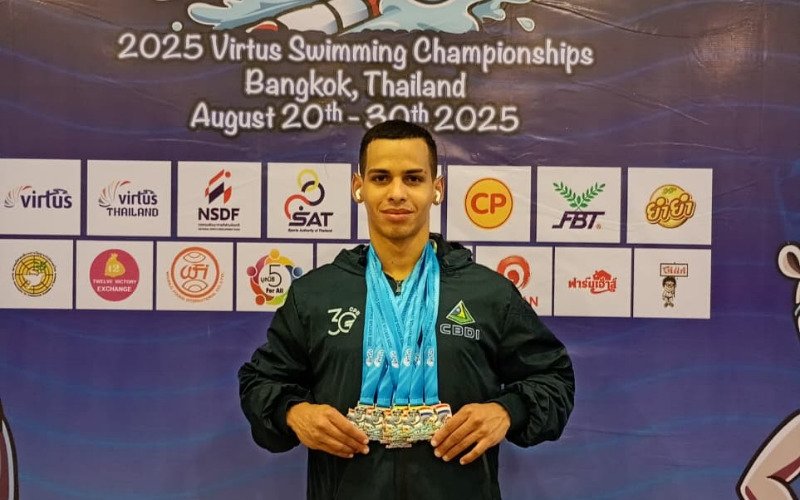 Nadador de Canoas conquista medalha de ouro no Mundial de Natação na Tailândia