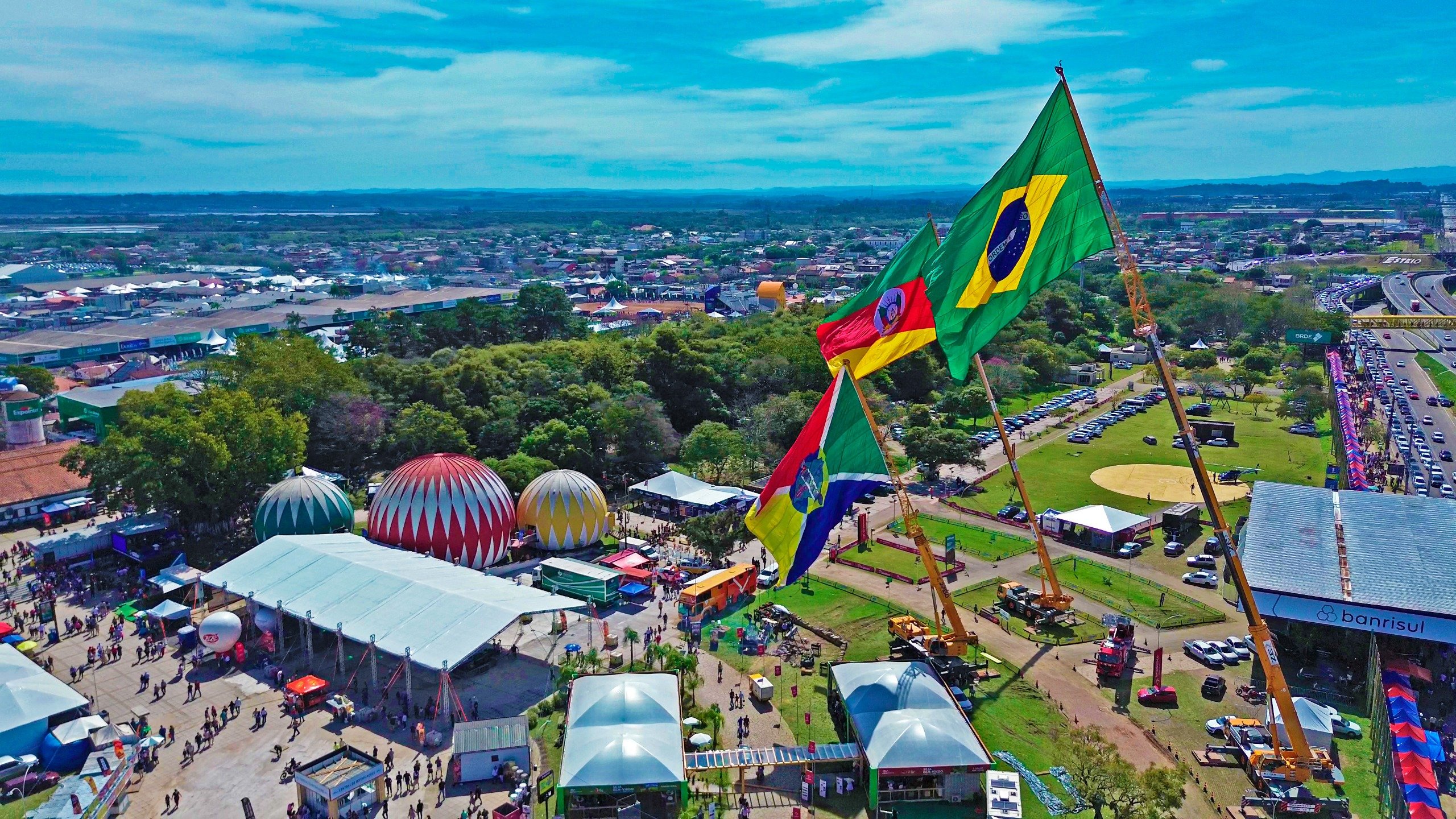 EXPOINTER: Fim de semana ensolarado teve grande público no Parque Assis Brasil