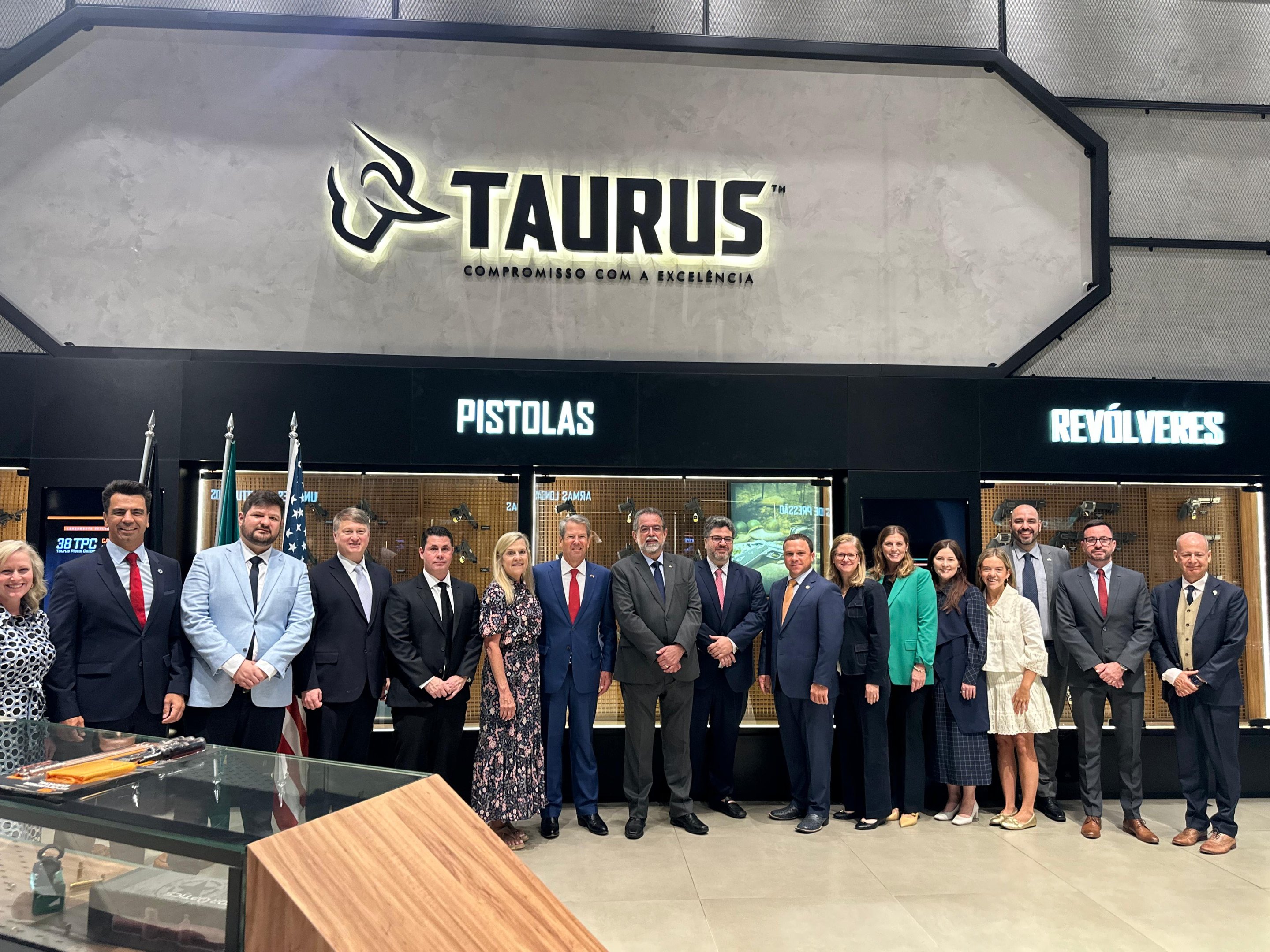 Governador do Estado da Geórgia se reúne com o CEO Global da Taurus