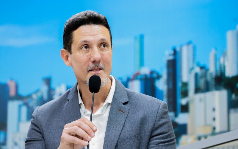 Zucco discursou na Câmara de Vereadores de Novo Hamburgo e criticou o projeto presidencial do governador Eduardo Leite (PSD) | abc+