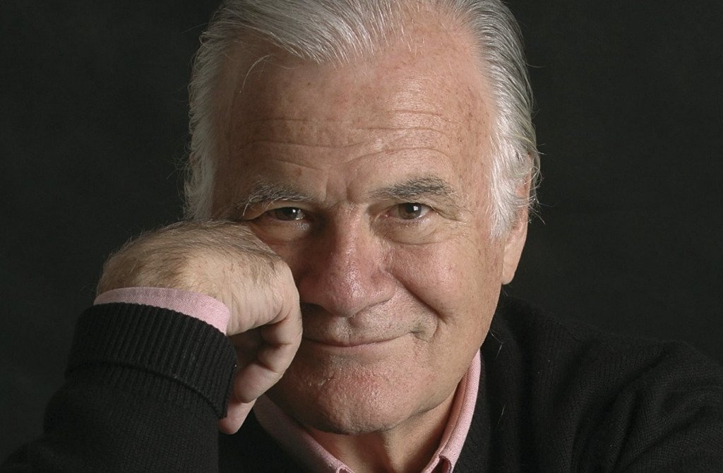 Morre o jornalista Mino Carta aos 91 anos