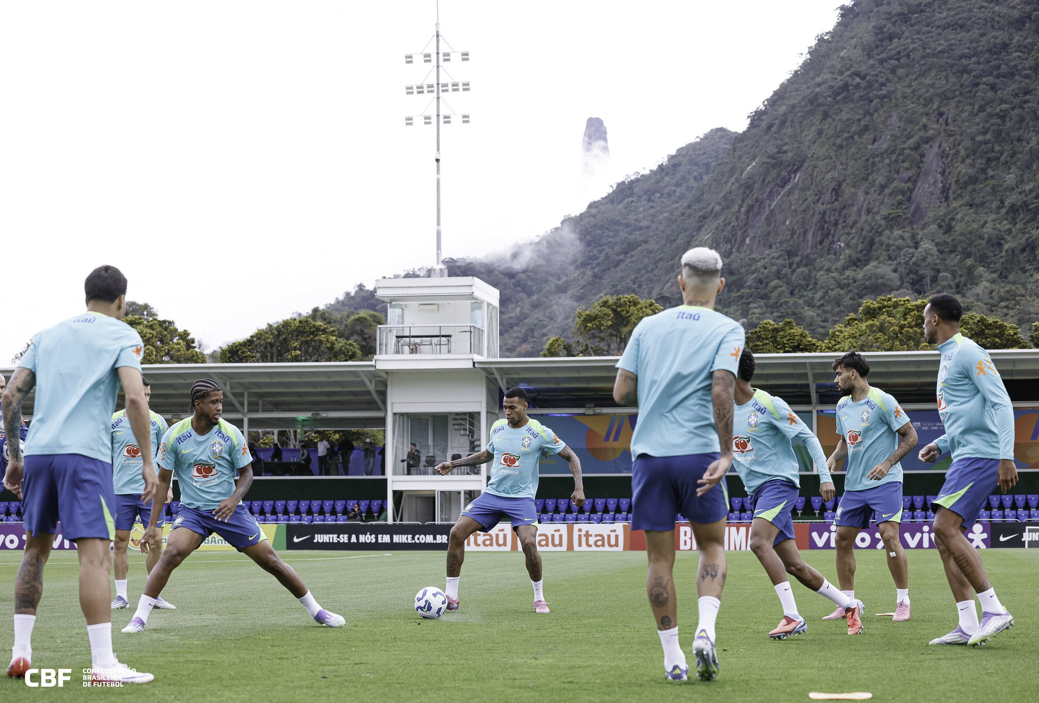 Brasil x Chile: Onde assistir, horário e escalações do jogo das Eliminatórias