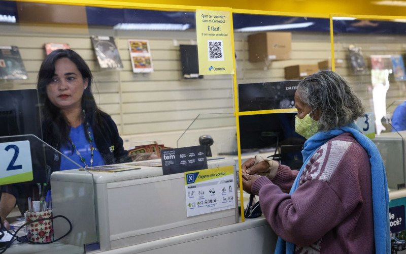 Pagamentos com cartão estão indisponíveis para serviços dos Correios | abc+