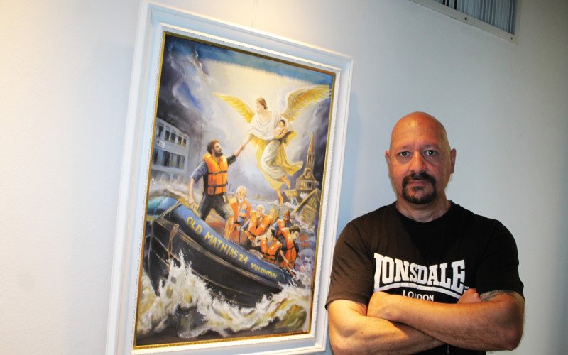 Eduardo Grisa confirma que continuará pintando imagens a óleo sobre a tragédia | abc+
