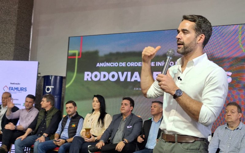 EXPOINTER: Governador Eduardo Leite anuncia mais de R$ 140 milhões em obras viárias em cidades da região | abc+