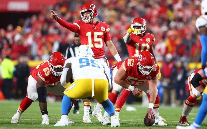 Chiefs e Chargers se enfrentam nesta sexta-feira | abc+