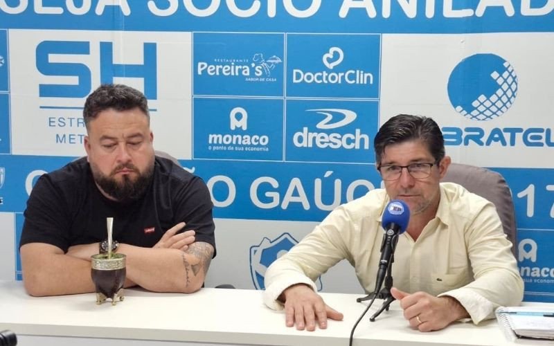 Anúncio da renovação de contrato de jogadores foi realizada na manhã desta quinta-feira (4) | abc+