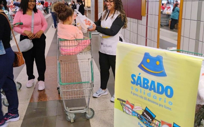Sábado Solidário arrecada alimentos não perecíveis para pessoas em situação de vulnerabilidade social | abc+