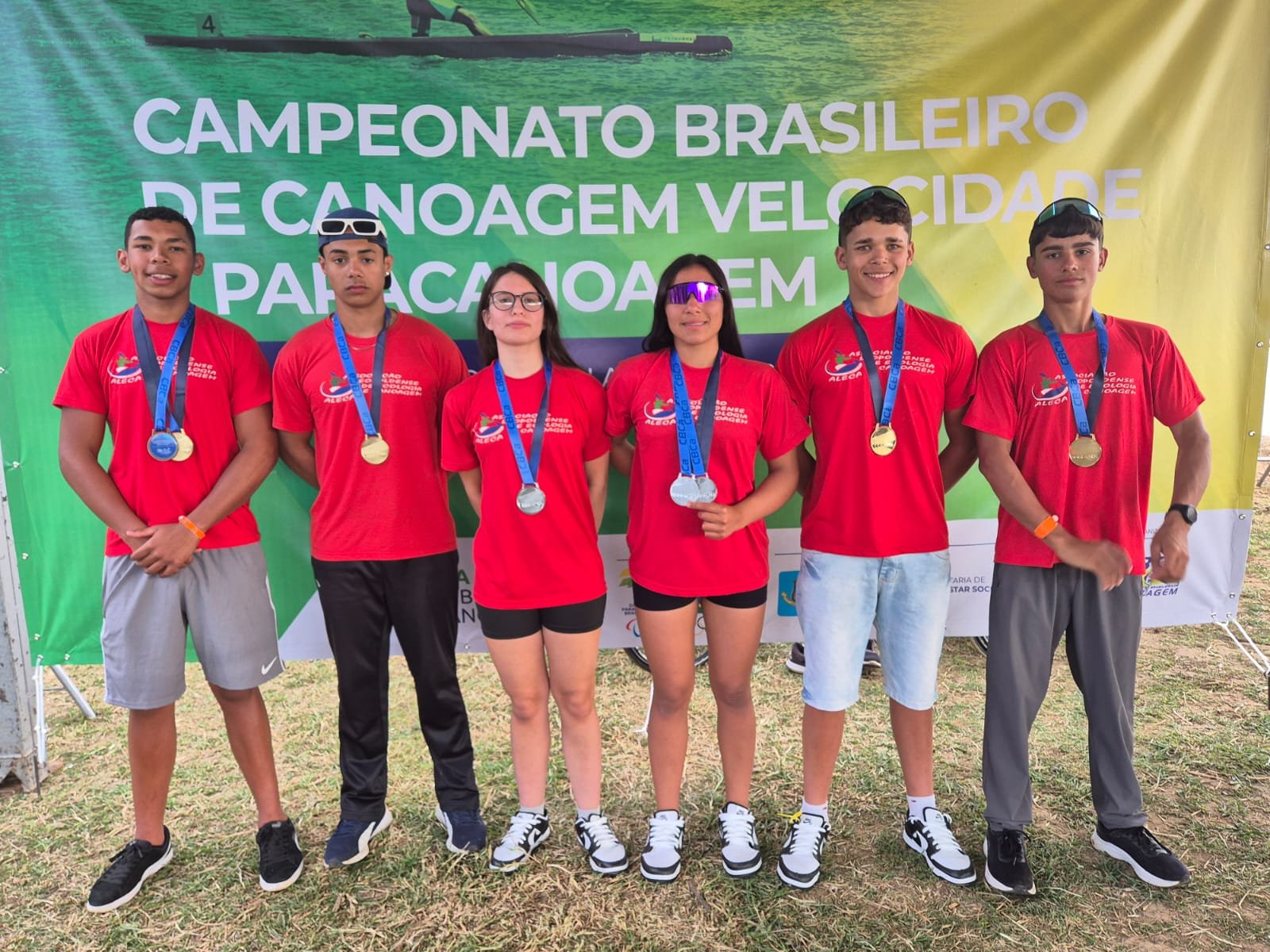 Atletas da Aleca conquistaram medalhas no Campeonato Brasileiro de Canoagem, em Minas Gerais