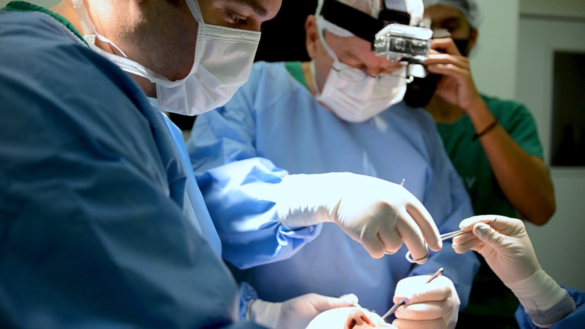 Referência em cirurgia plástica da face inicia atendimentos na região