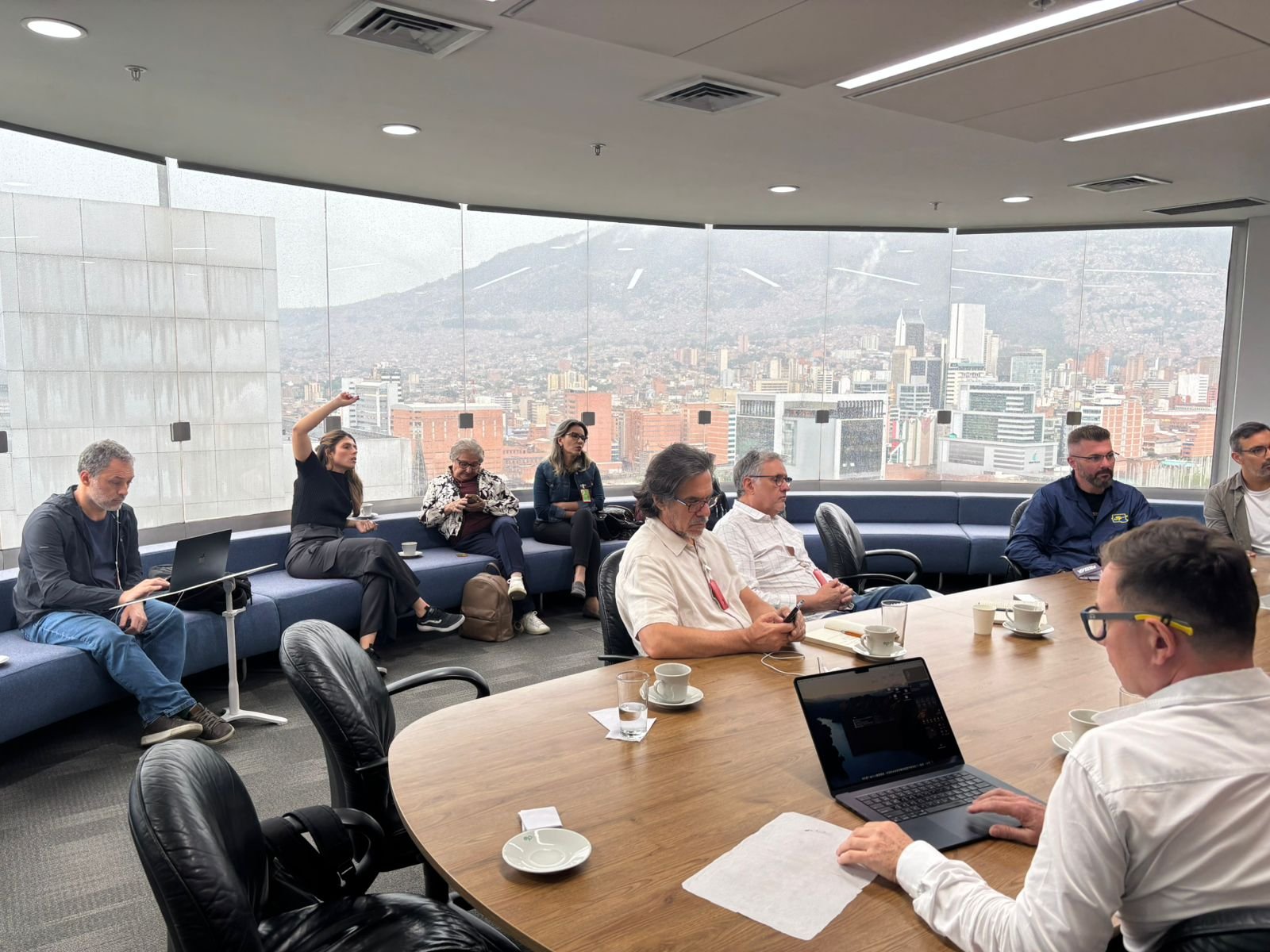 De capital do narcotráfico à referência em inovação: Medellín atrai gestores gaúchos em busca de inspiração para políticas públicas