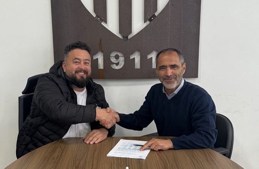 Noia confirma a permanência do treinador Rogério Zimmermann