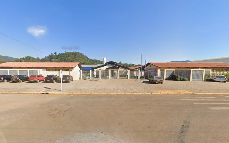 Tapa no rosto, vexame e constrangimento: Professor acusado de maus-tratos contra crianças de 7 e 9 anos vira réu