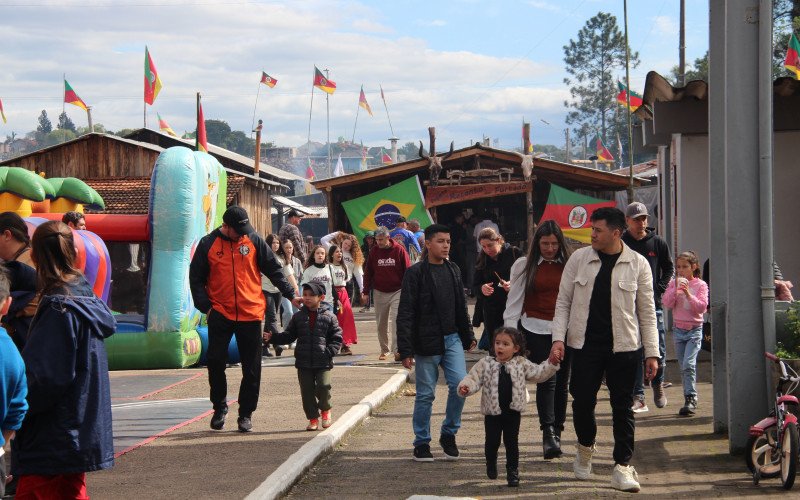 Público chegou cedo para o primeiro dia do Acampamento Farroupilha de Sapiranga