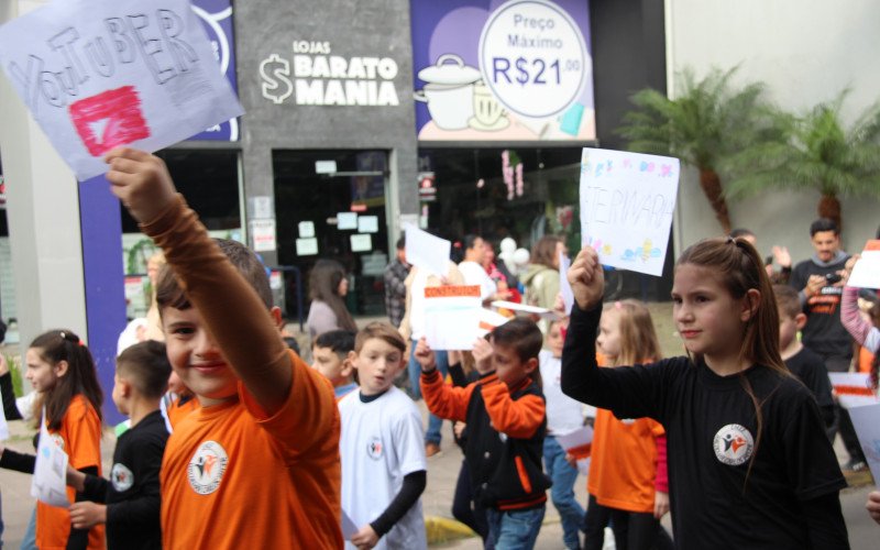 Desfile cívico em Sapiranga