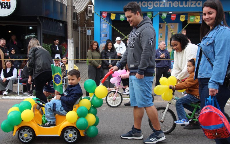 Desfile em Campo Bom