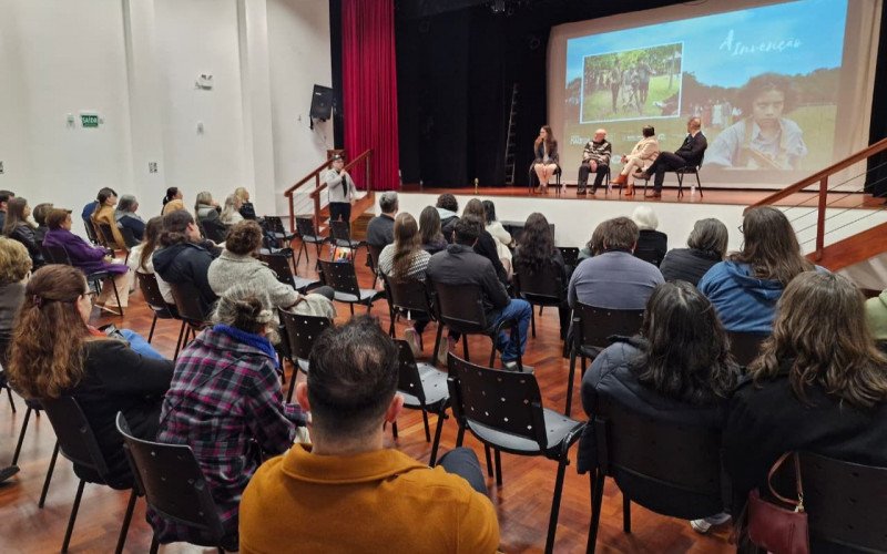 Lançamento do curta A Invenção, de André Arteche, teve casa cheia | abc+