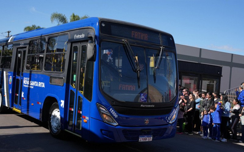 Novos ônibus começam a rodar nesta terça-feira (9) em Nova Santa Rita | abc+
