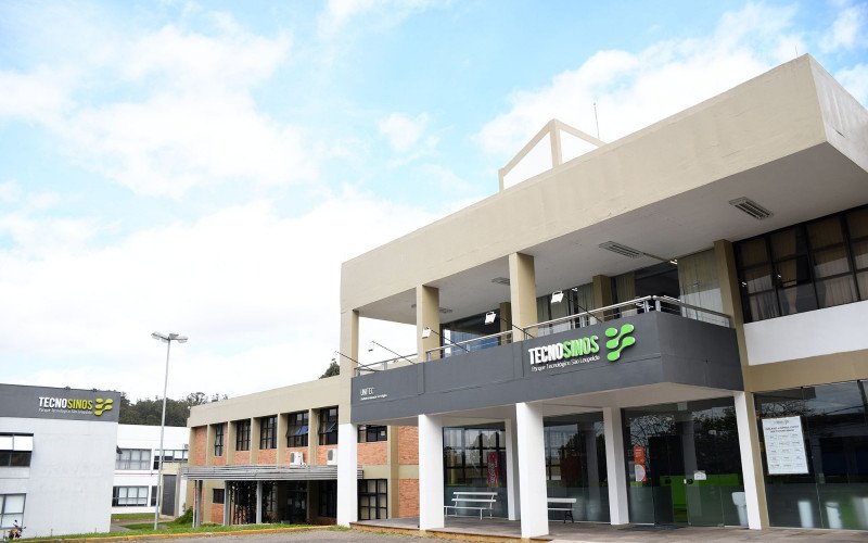Evento ocorre no auditório da Unitec, na Unisinos