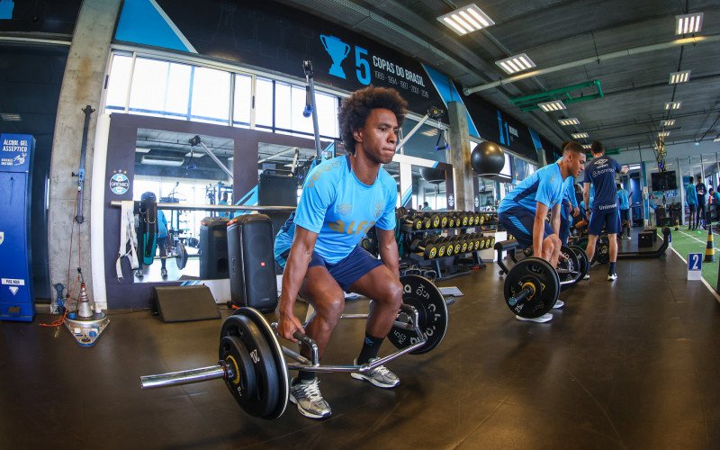 Willian se prepara para estrear pelo Grêmio | abc+