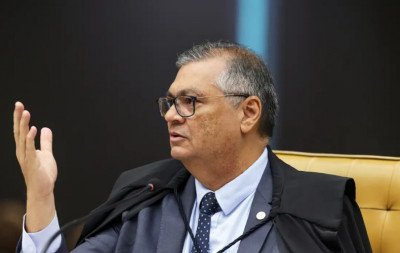 Dino anula ato da CPMI do INSS e suspende quebra de sigilo de Lulinha