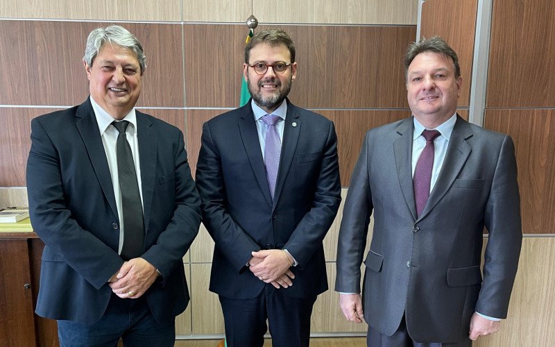 Visita no Ministério da Agricultura, com o chefe de gabinete Irajá